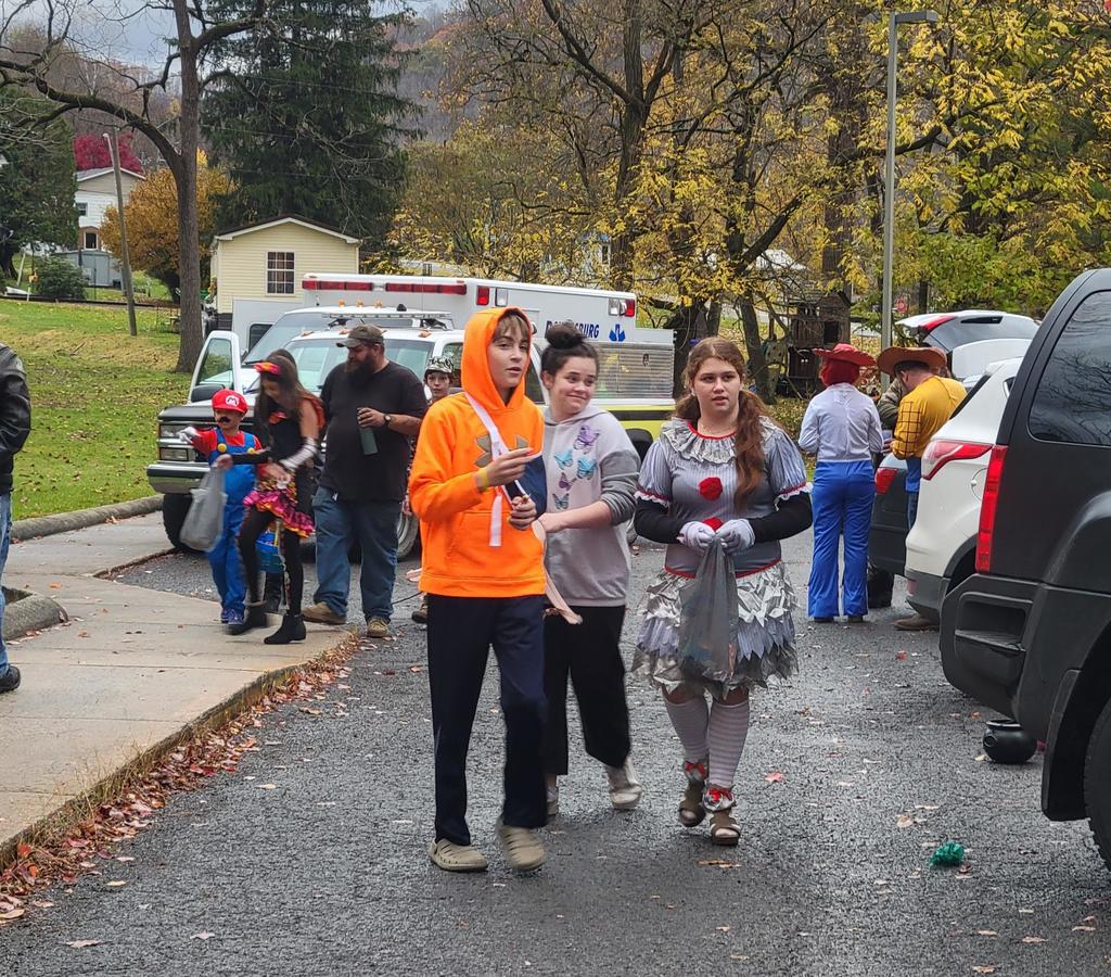 Rowlesburg School Trunk or Treat 2022